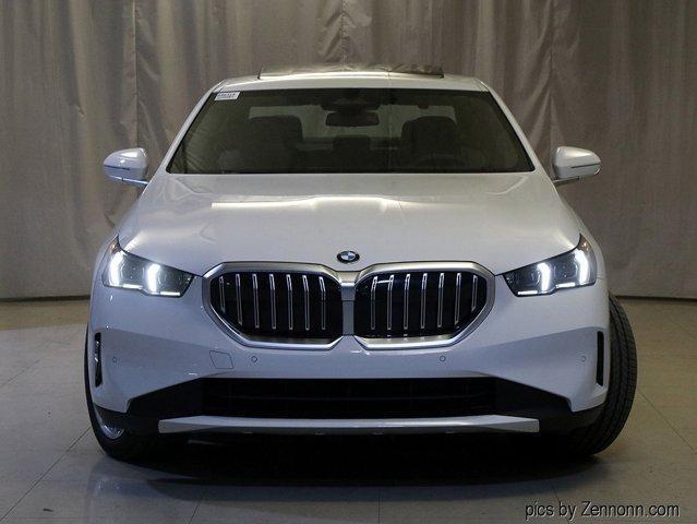 new 2024 BMW 540 car, priced at $70,295