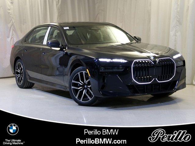 new 2025 BMW 760 car, priced at $132,475