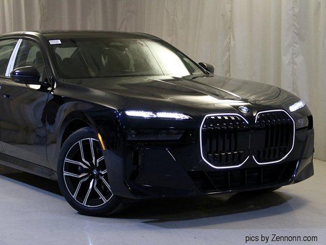 new 2025 BMW 760 car, priced at $132,475