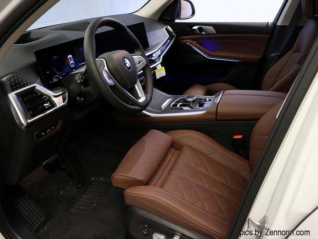 new 2026 BMW X7 car, priced at $91,885