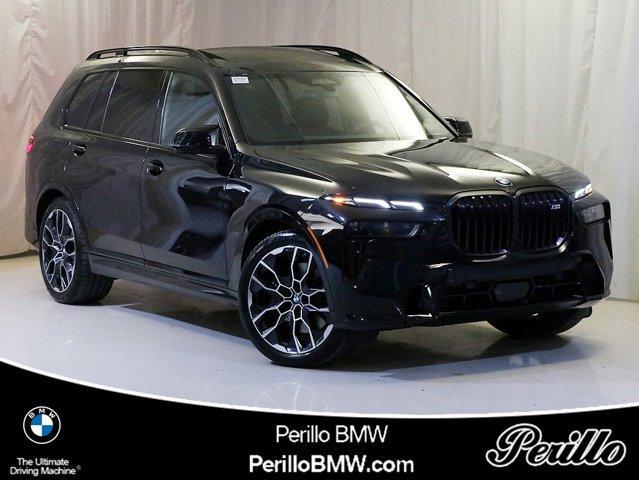 new 2026 BMW X7 car, priced at $125,435