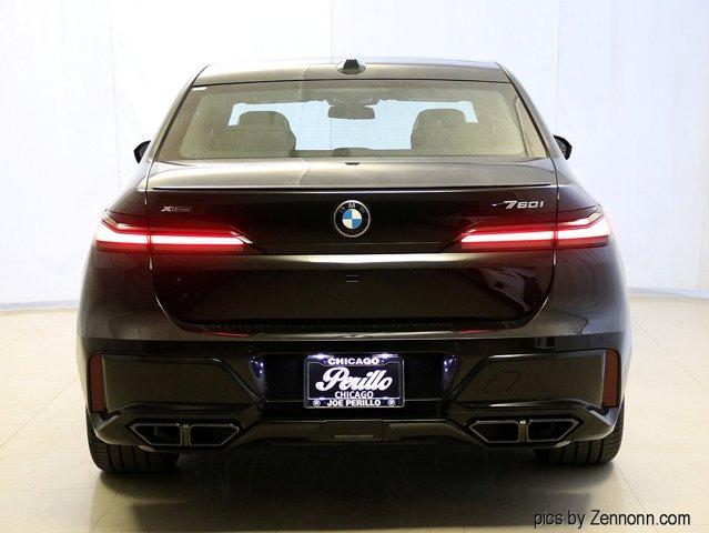 new 2025 BMW 760 car, priced at $130,725