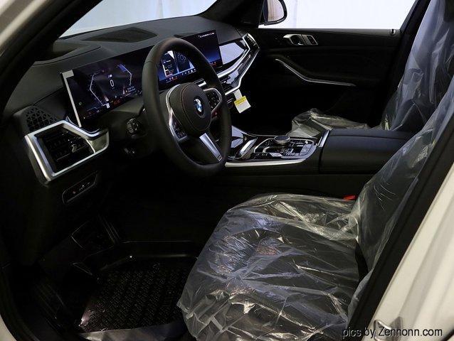new 2026 BMW X7 car, priced at $97,875