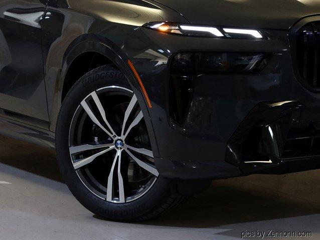 new 2026 BMW X7 car, priced at $124,675