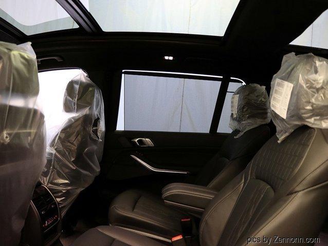new 2026 BMW X7 car, priced at $124,675