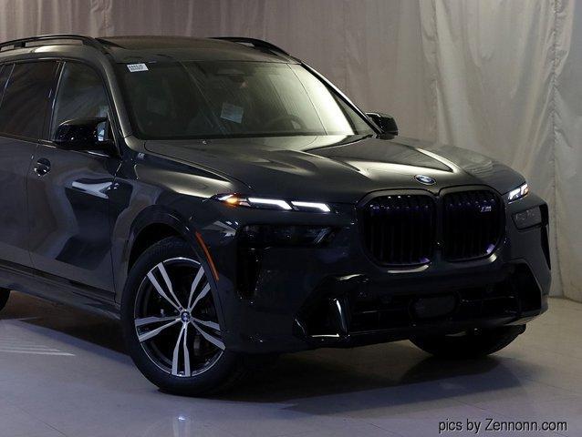 new 2026 BMW X7 car, priced at $124,675
