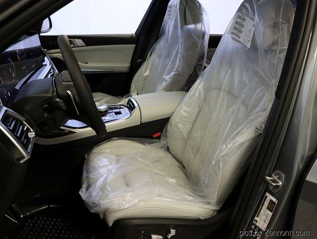 new 2026 BMW X7 car, priced at $95,475