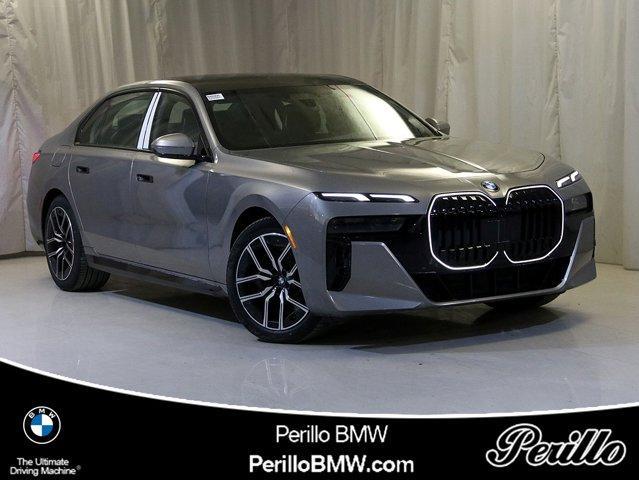 new 2025 BMW 760 car, priced at $134,575