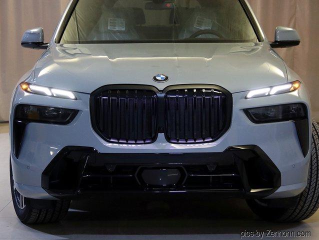 new 2025 BMW X7 car, priced at $97,025
