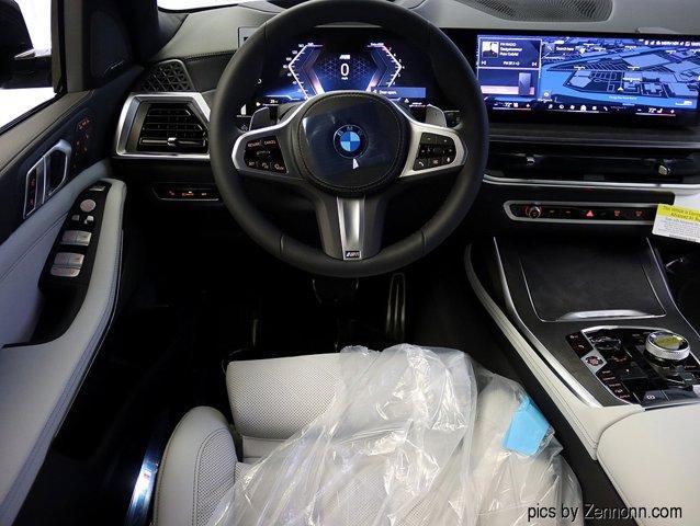 new 2025 BMW X7 car, priced at $97,025