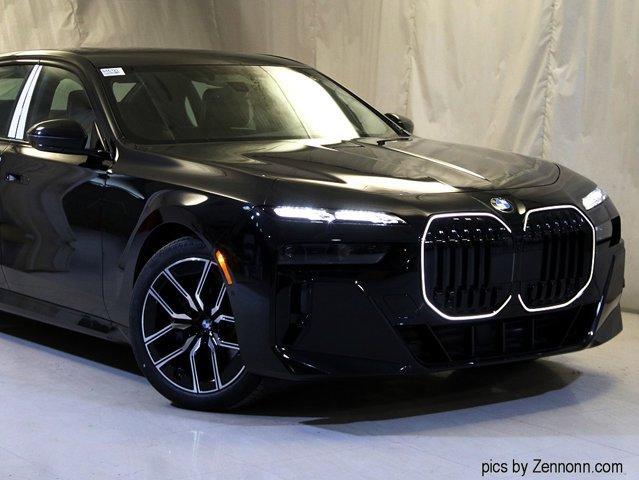 new 2025 BMW 760 car, priced at $130,775