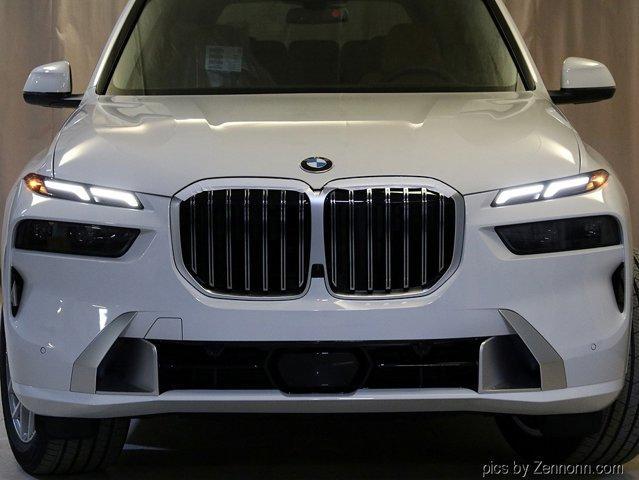 new 2025 BMW X7 car, priced at $89,825