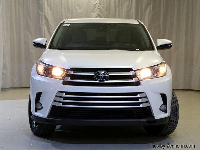 used 2017 Toyota Highlander car, priced at $20,888