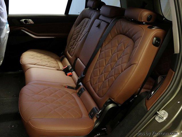 new 2026 BMW X7 car, priced at $94,025