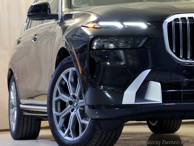 new 2026 BMW X7 car, priced at $94,025