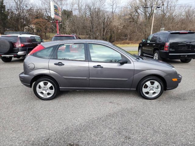 used 2007 Ford Focus car, priced at $5,950