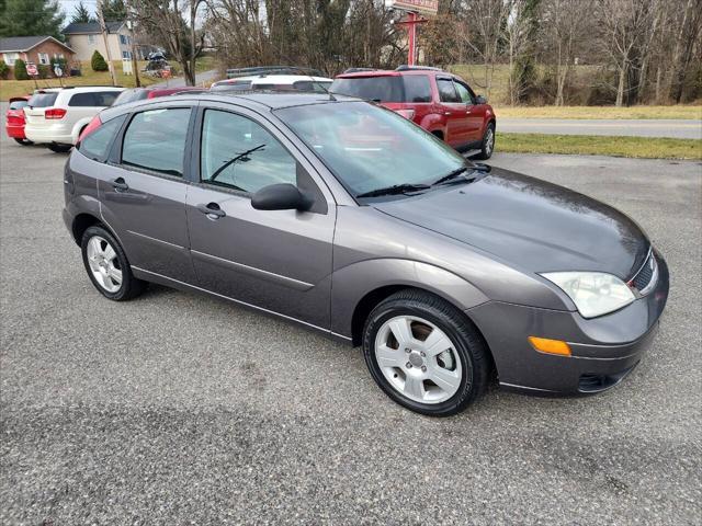 used 2007 Ford Focus car, priced at $5,950