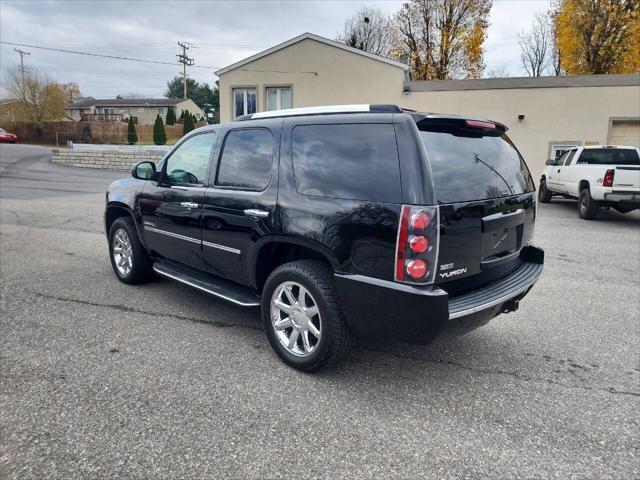 used 2011 GMC Yukon car, priced at $12,950