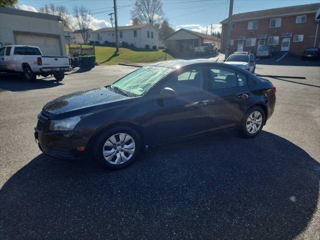 used 2013 Chevrolet Cruze car, priced at $9,950