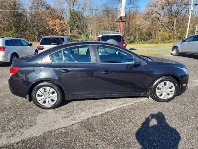 used 2013 Chevrolet Cruze car, priced at $9,950