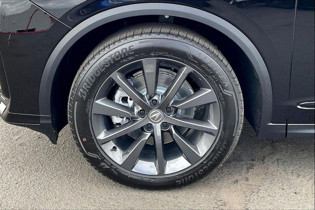 new 2026 Acura MDX car, priced at $64,350