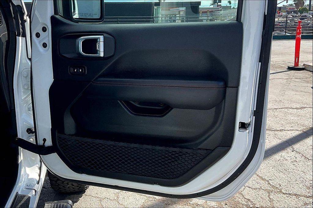 used 2021 Jeep Wrangler Unlimited car, priced at $32,222