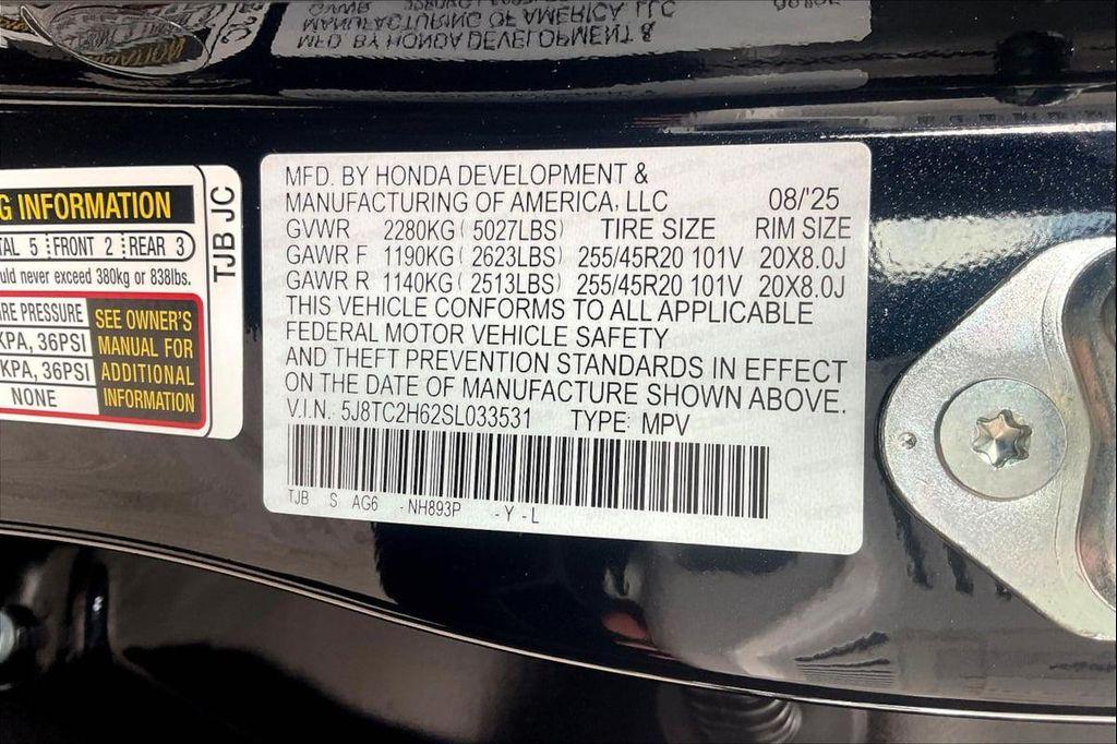 new 2025 Acura RDX car, priced at $50,900