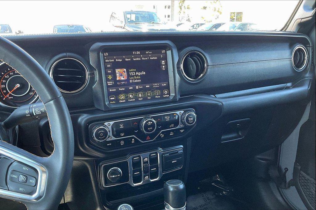 used 2023 Jeep Gladiator car, priced at $32,222