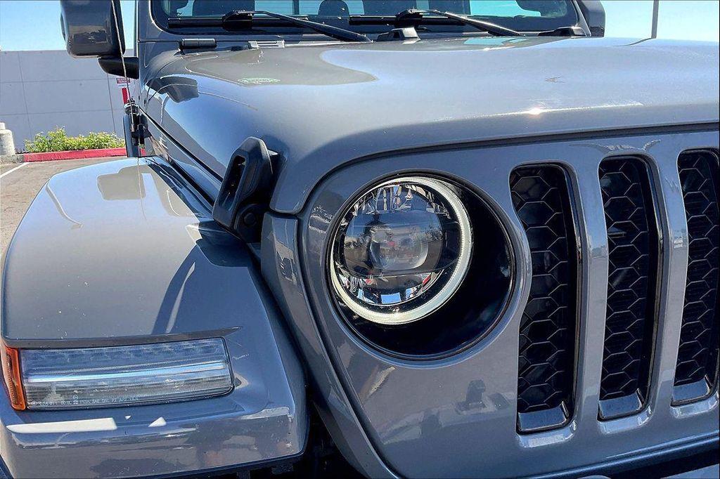 used 2023 Jeep Gladiator car, priced at $32,222