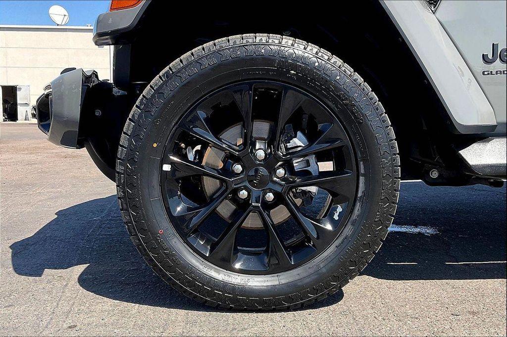 used 2023 Jeep Gladiator car, priced at $32,222