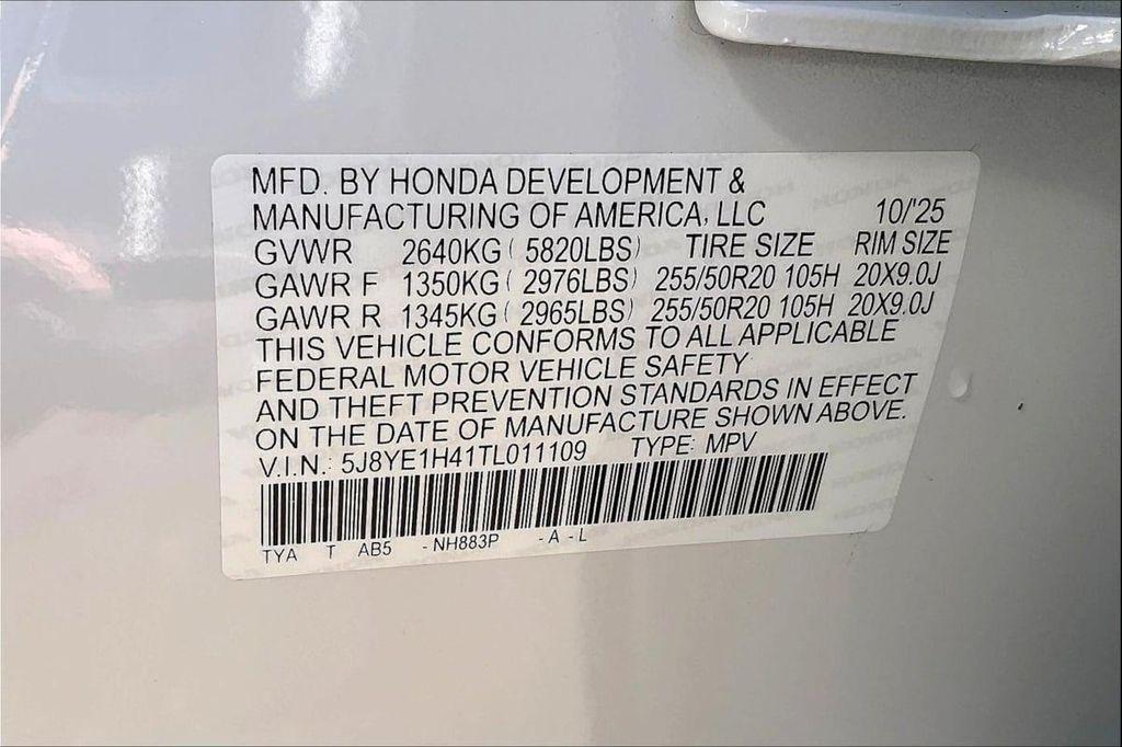 new 2026 Acura MDX car, priced at $60,000