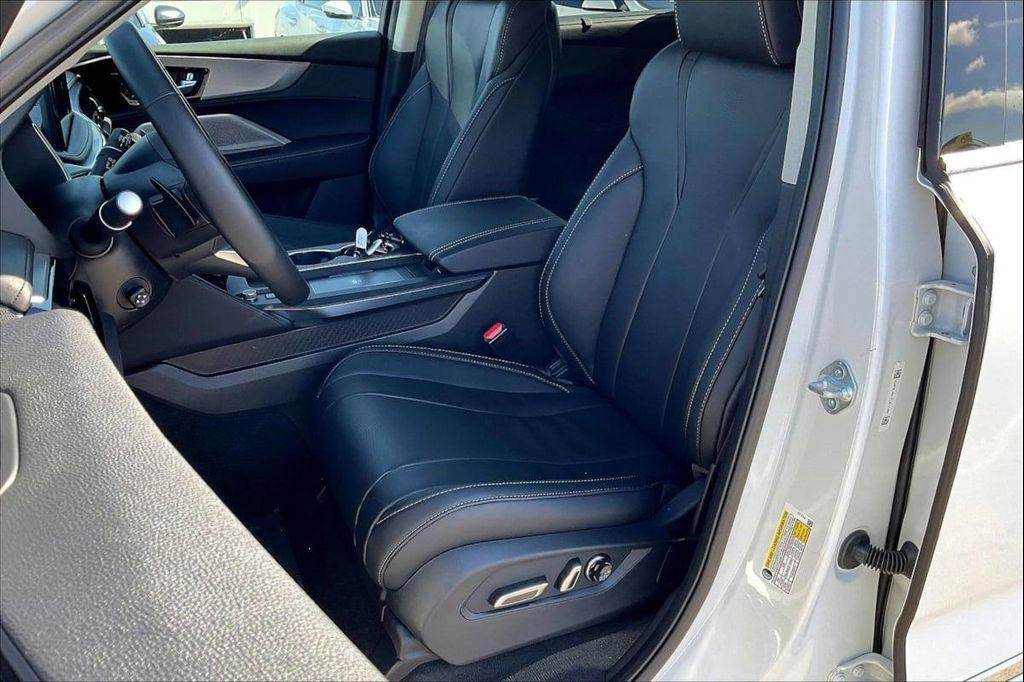 new 2026 Acura MDX car, priced at $60,000