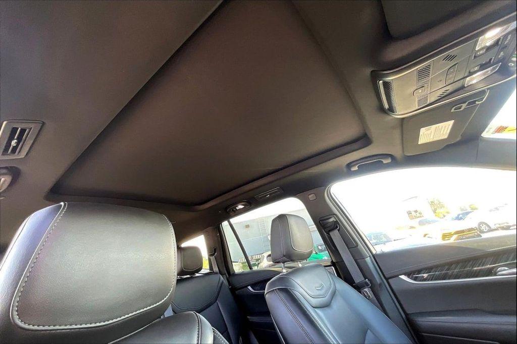 used 2024 Cadillac XT6 car, priced at $43,900