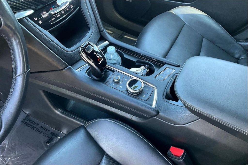 used 2024 Cadillac XT6 car, priced at $43,900