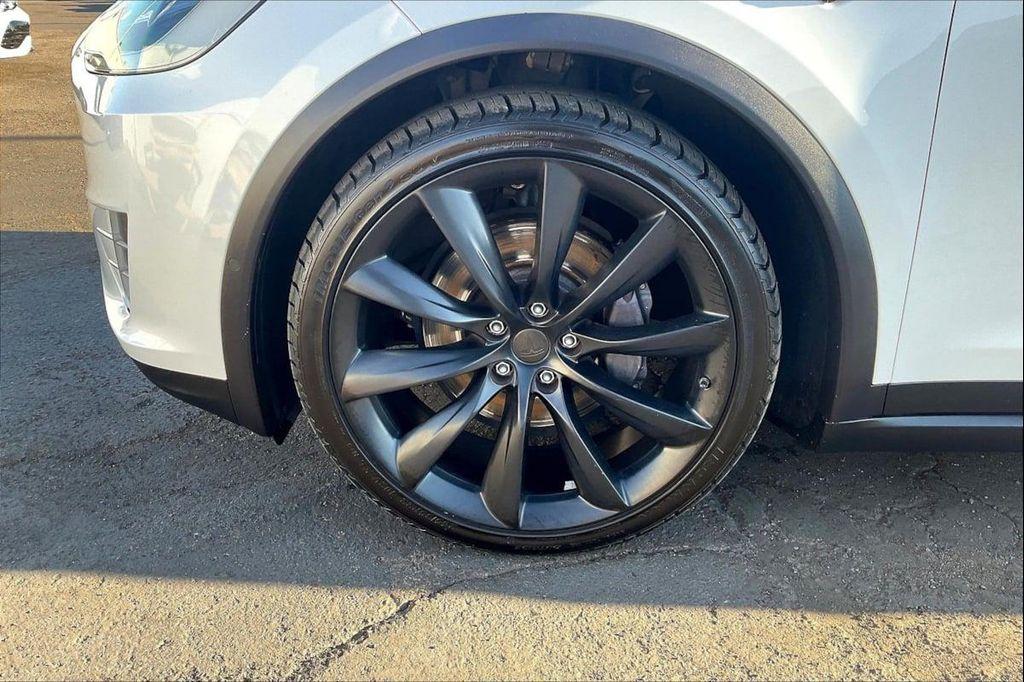 used 2018 Tesla Model X car, priced at $28,999