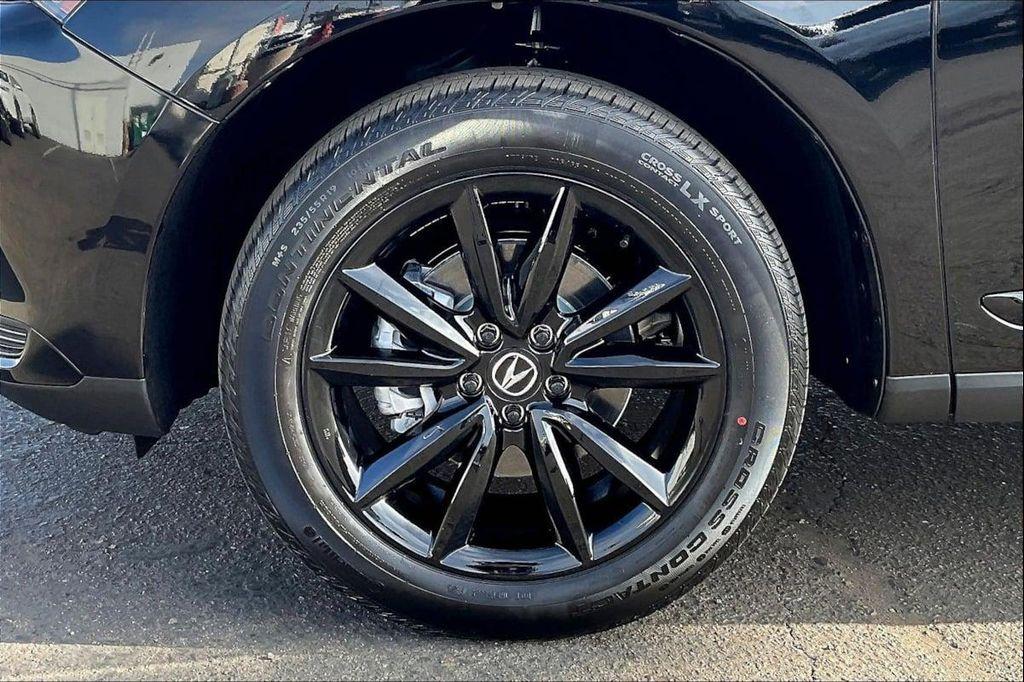 new 2026 Acura RDX car, priced at $47,050