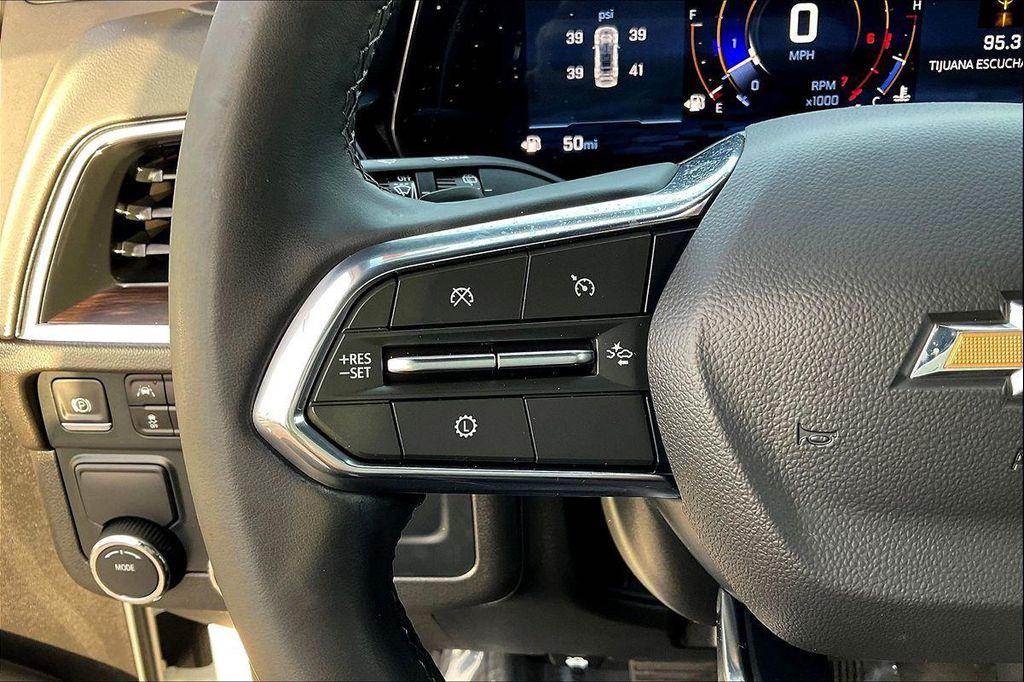 used 2025 Chevrolet Tahoe car, priced at $48,888