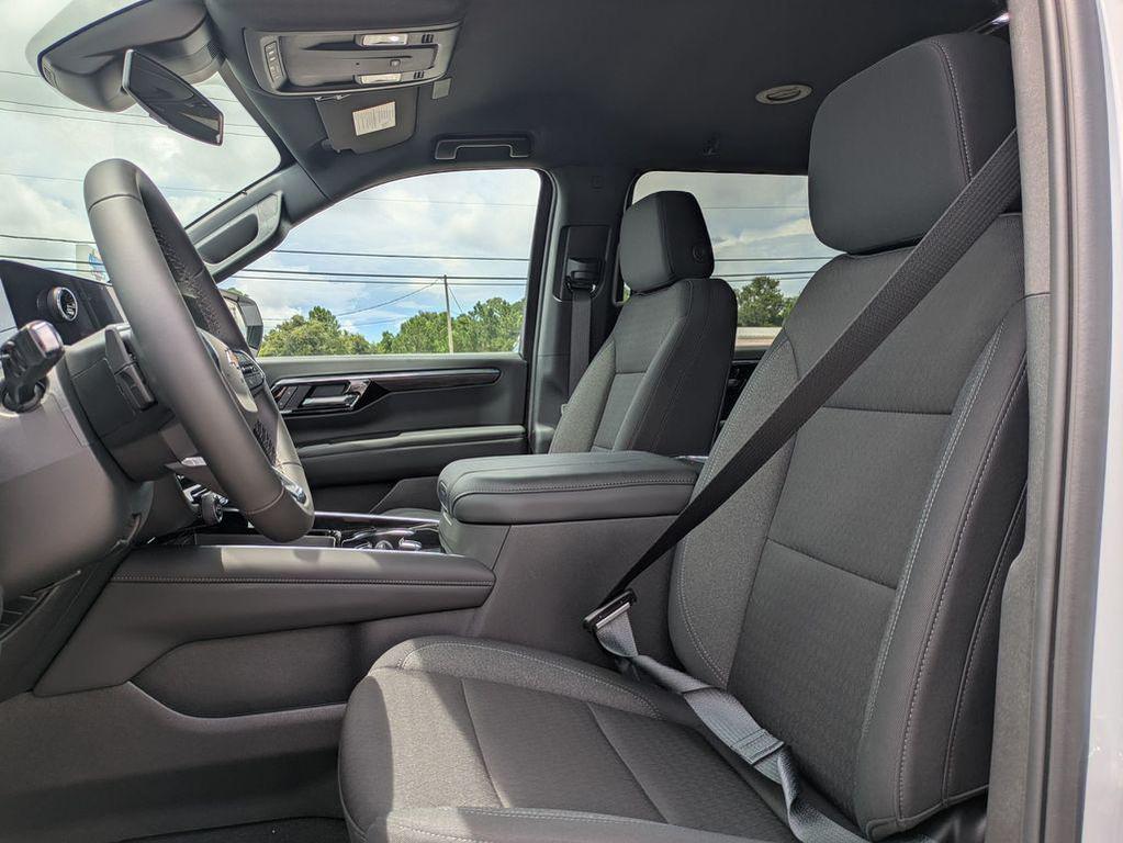 new 2025 Chevrolet Suburban car