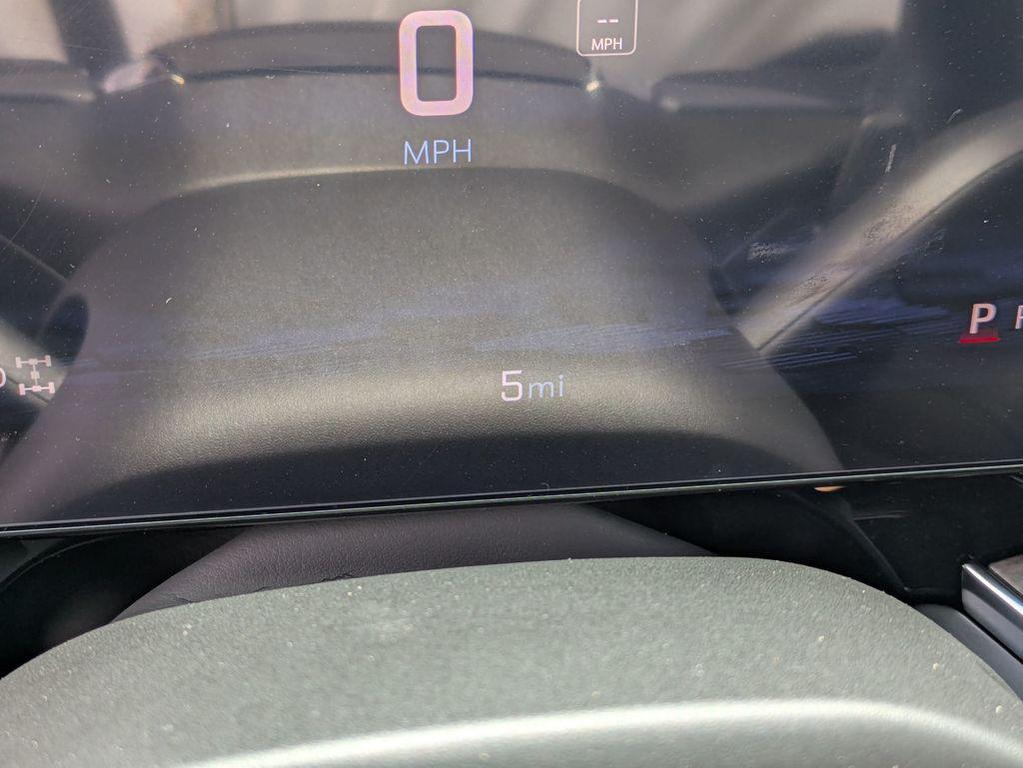 new 2025 Chevrolet Suburban car