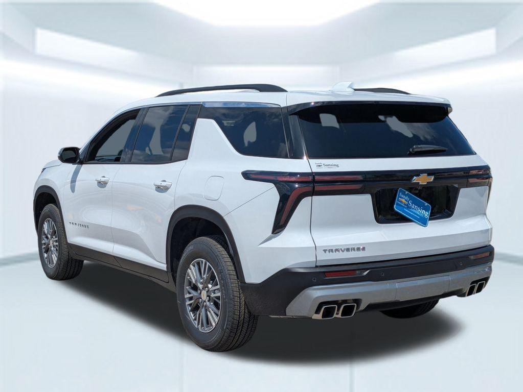 new 2025 Chevrolet Traverse car
