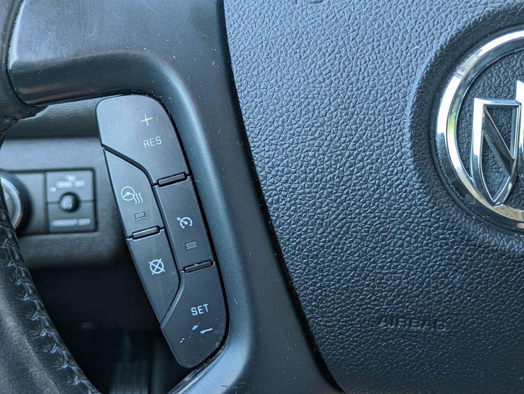 used 2015 Buick Enclave car, priced at $5,900