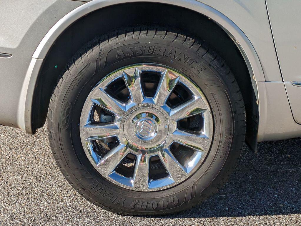 used 2015 Buick Enclave car, priced at $5,900