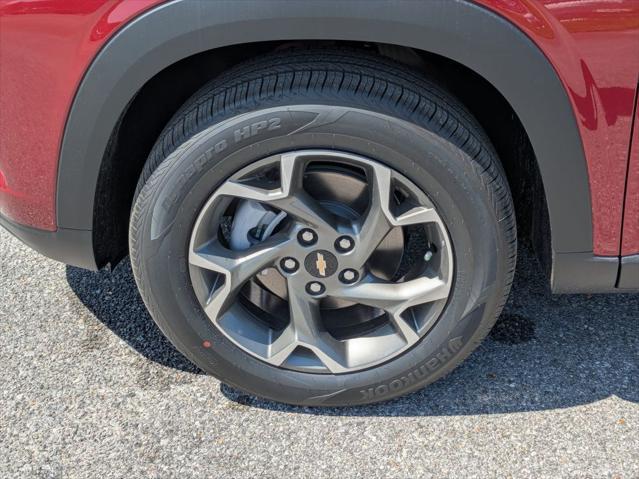 new 2025 Chevrolet Trax car, priced at $25,930