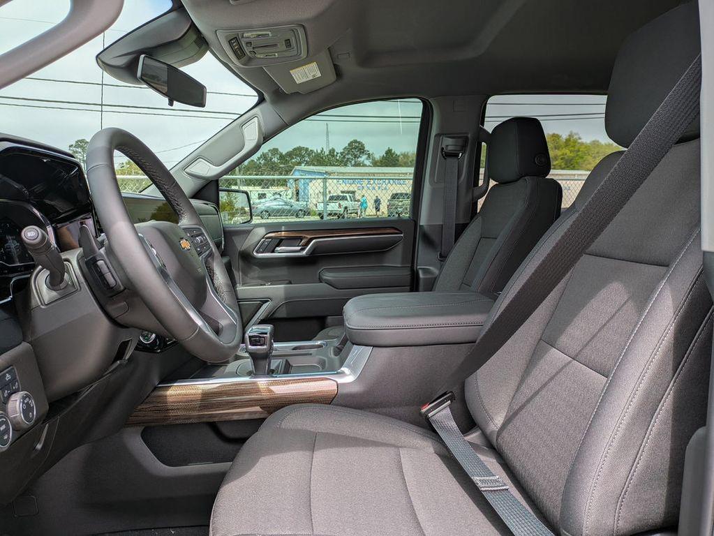 new 2025 Chevrolet Silverado 1500 car, priced at $53,735