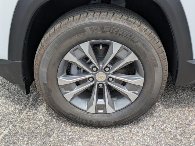 new 2025 Chevrolet Equinox car, priced at $32,745