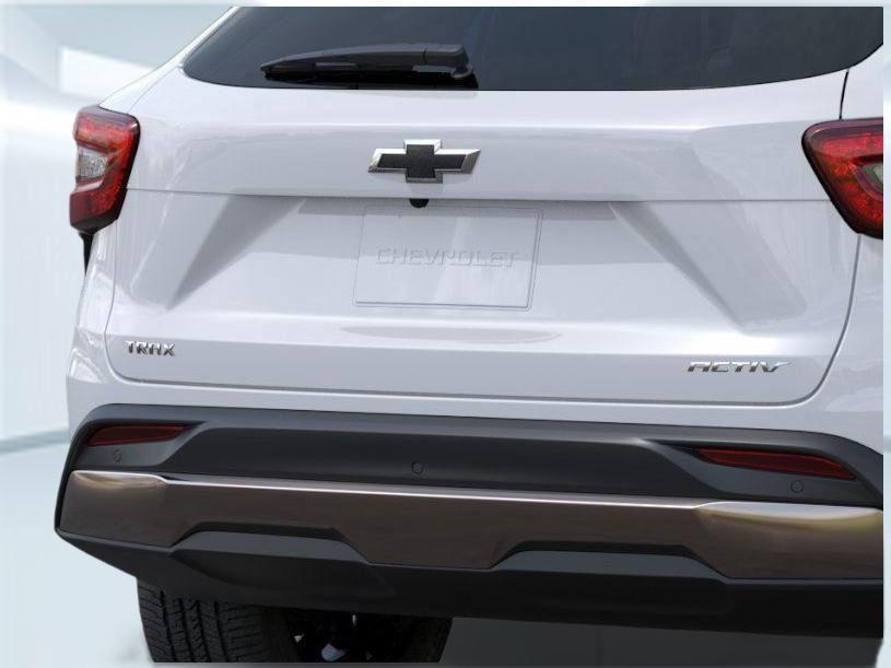 new 2025 Chevrolet Trax car, priced at $27,050
