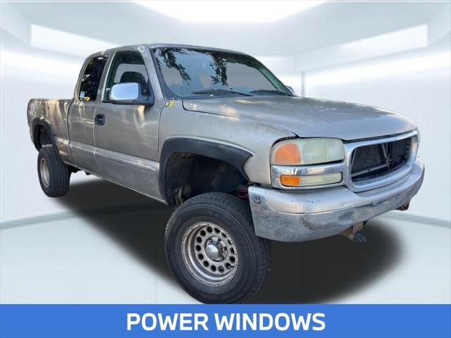 used 2001 GMC Sierra 1500 car, priced at $5,586