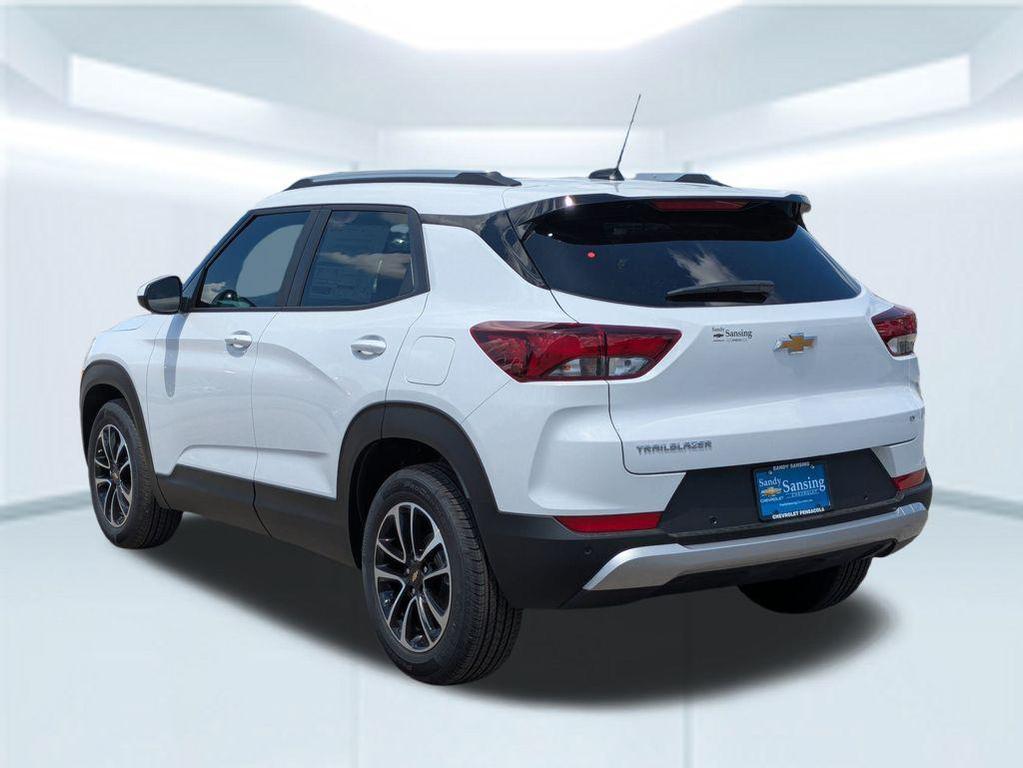 new 2026 Chevrolet TrailBlazer car, priced at $29,030