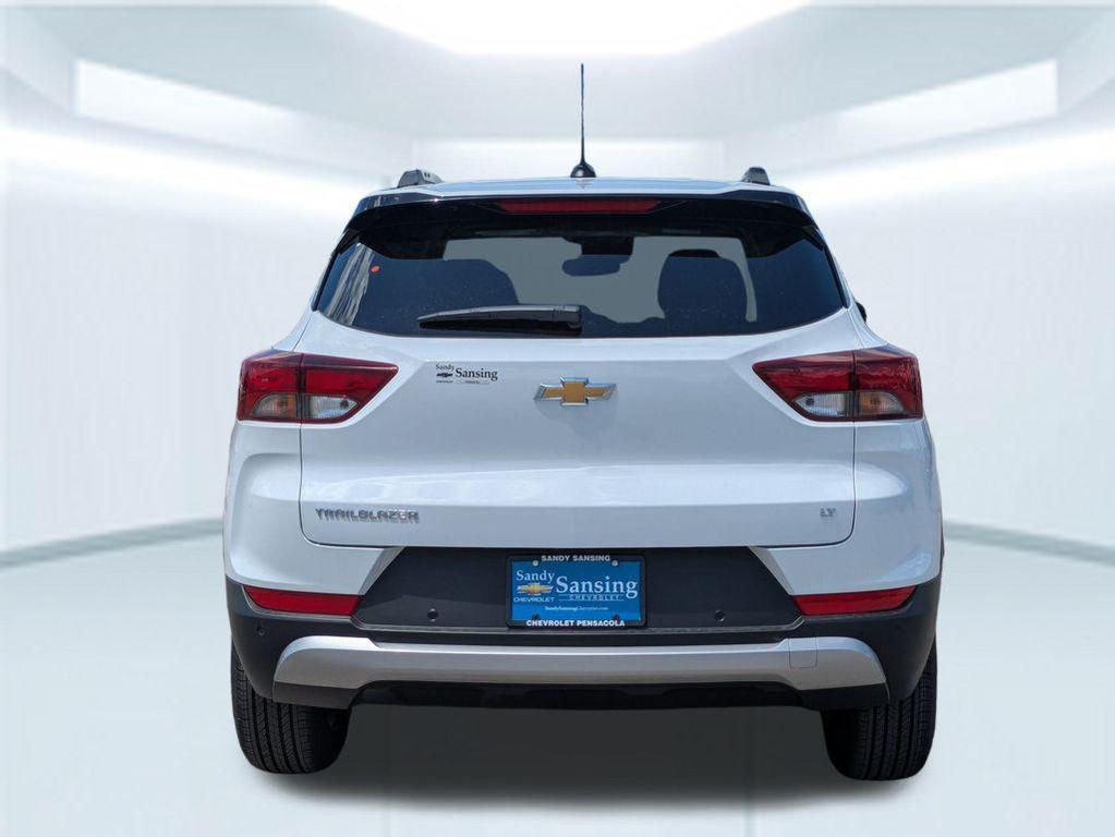 new 2026 Chevrolet TrailBlazer car, priced at $29,030