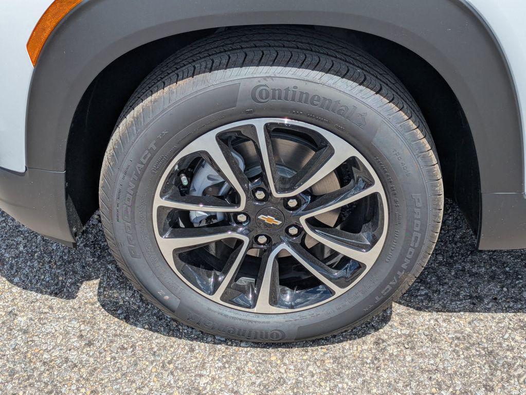 new 2026 Chevrolet TrailBlazer car, priced at $29,030